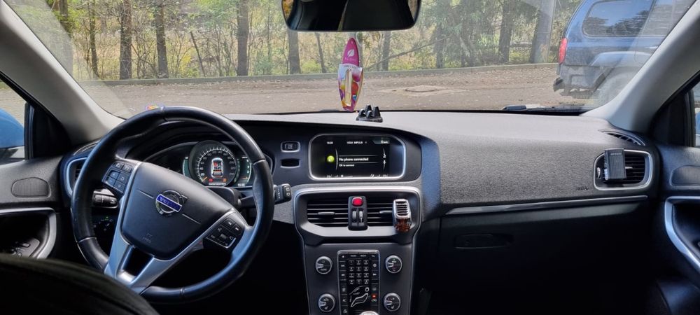 Volvo v40 d2 in stare impecabilă