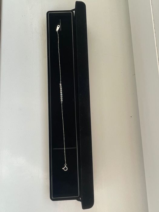 Brătară din platina cu diamante naturale de 0,30 ct