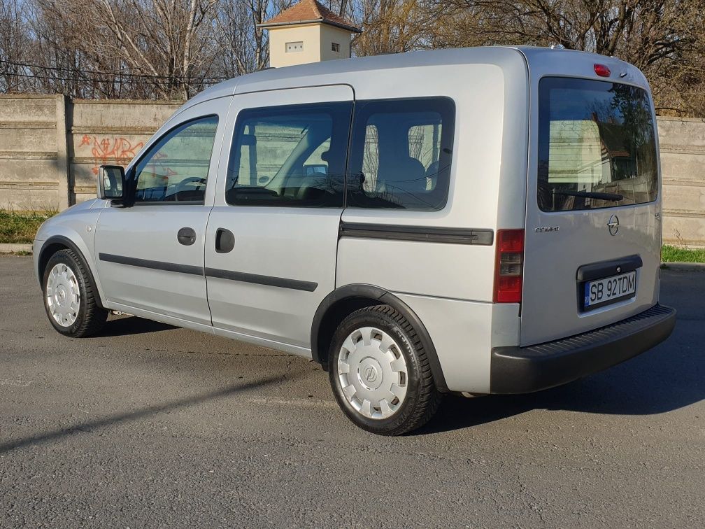 Opel Combo 2008 1.6 benzina/gaz