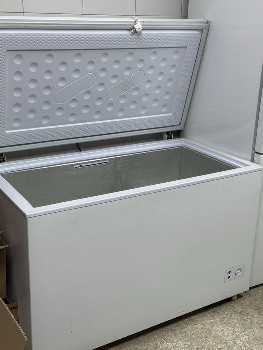 Продам морозильную камеру