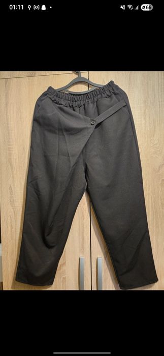 Pantaloni dama negri