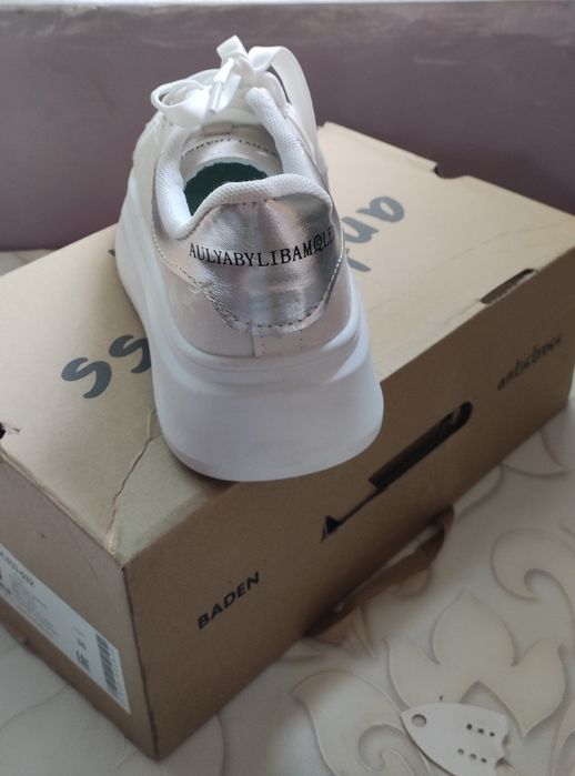 Обувь женская 37 размер