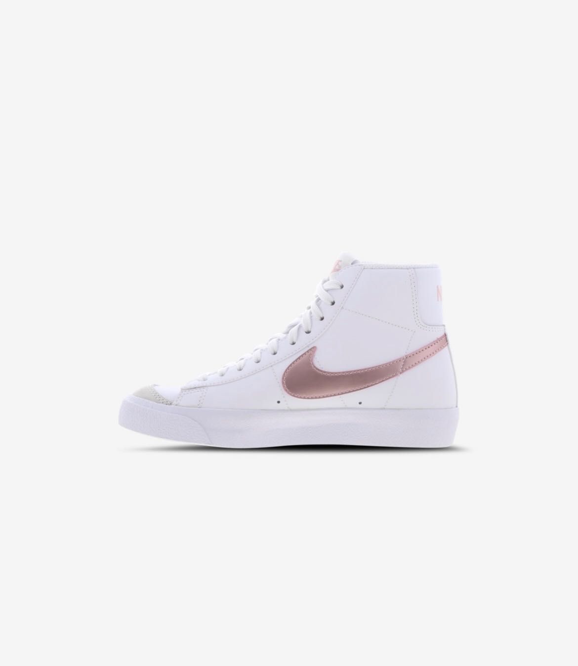 Нови дамски маратонки Nike Blazer Mid 77