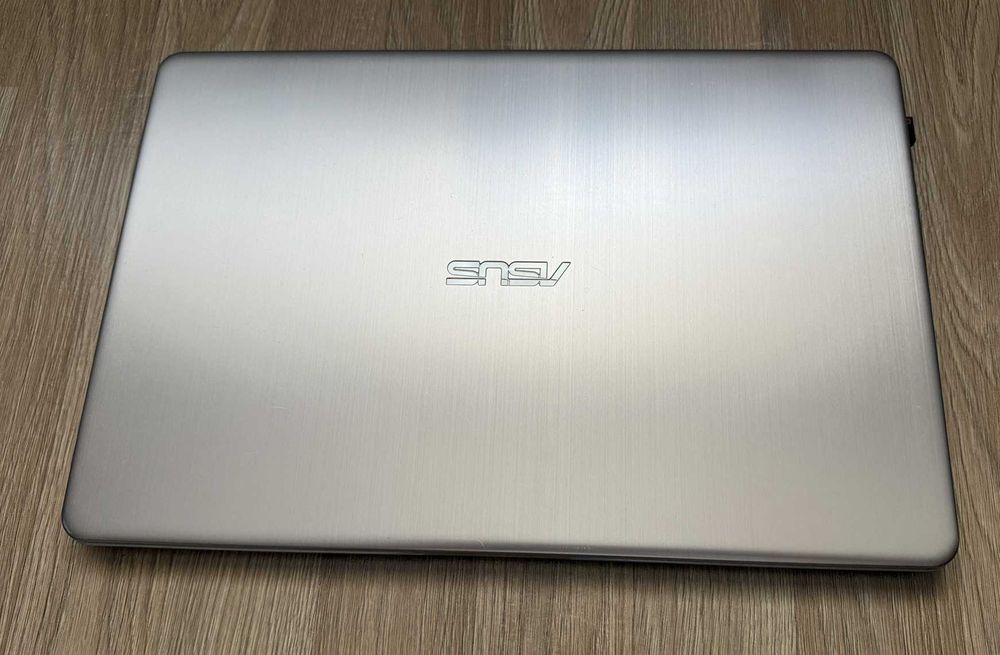 Ноутбук ASUS Vivobook S15 S510UR