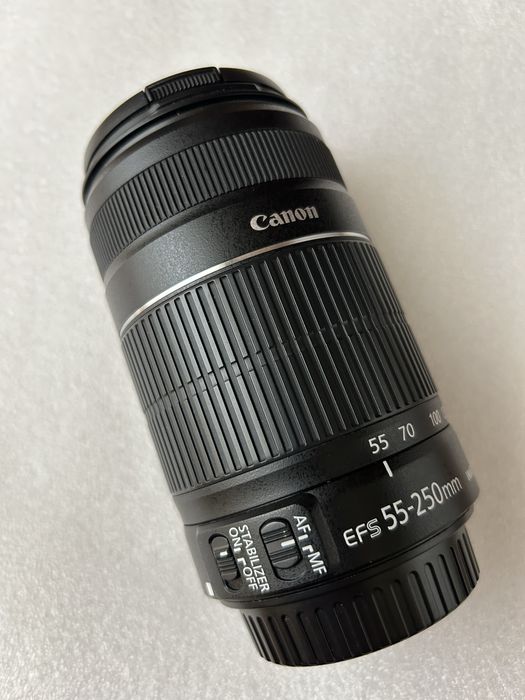 Canon EF-S 55-250mm f/4-5.6