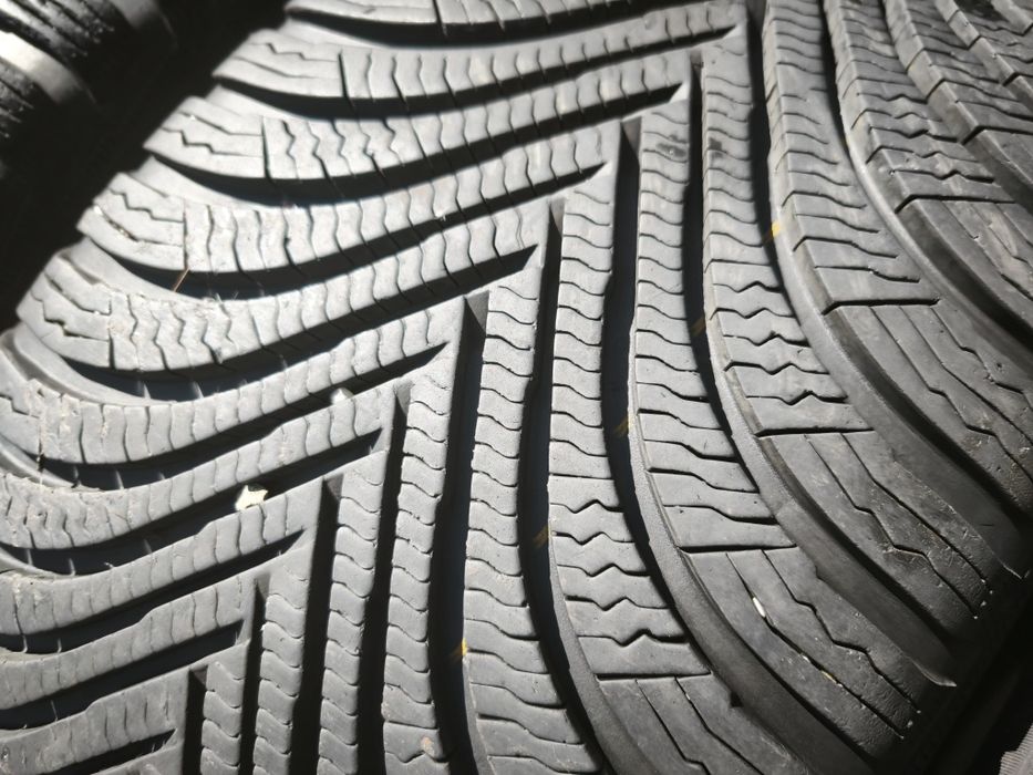 215/55/17" 4бр Michelin Alpin 4,dot3816,7mm