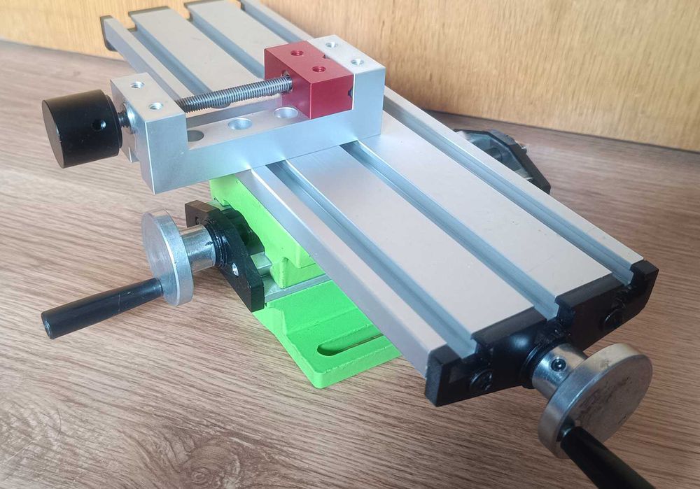 Masa frezare cu menghina  /Proxxon /Dremel / Dewalt / Makita  NOUĂ  !