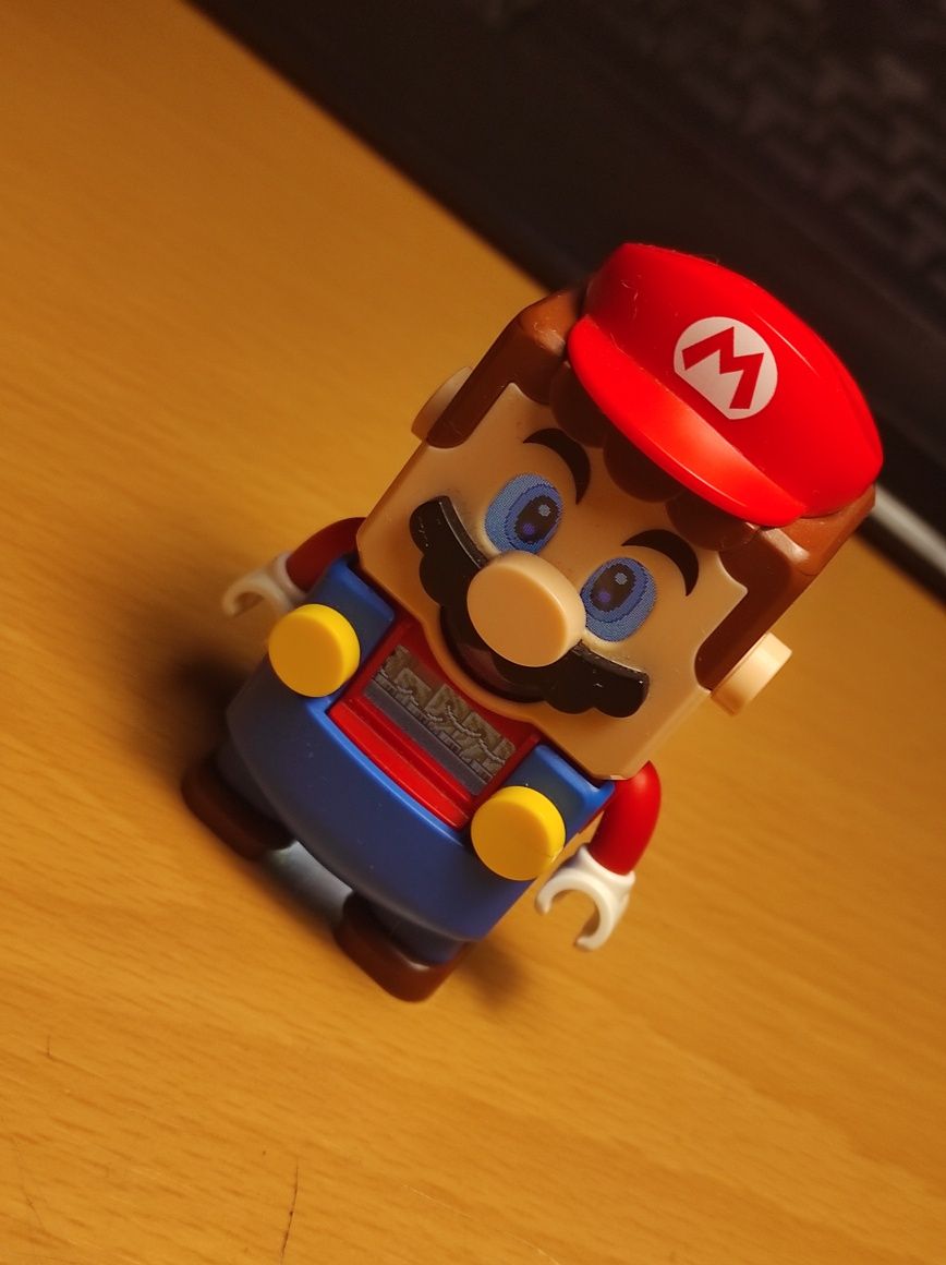 Lego mario оригинал