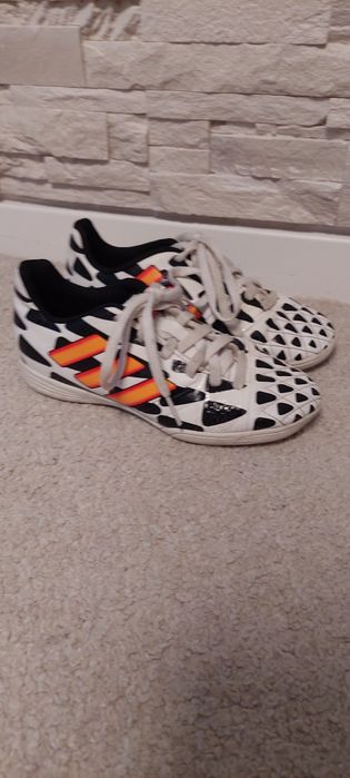 Adidasi fotbal adidas marimea 33 20.5 cm