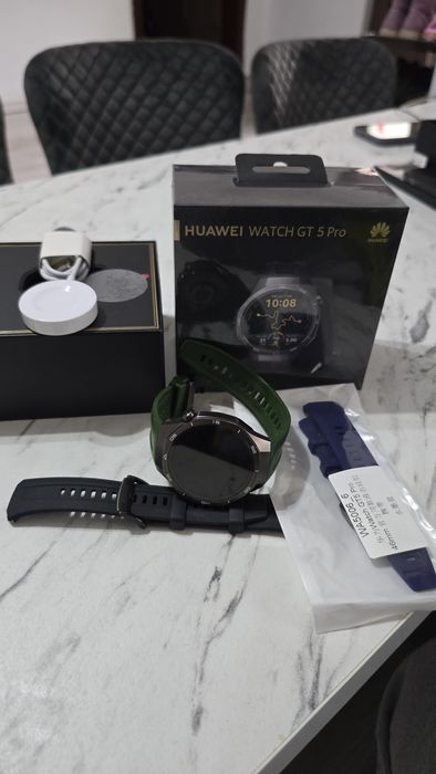 Huawei watch Gt5 Pro