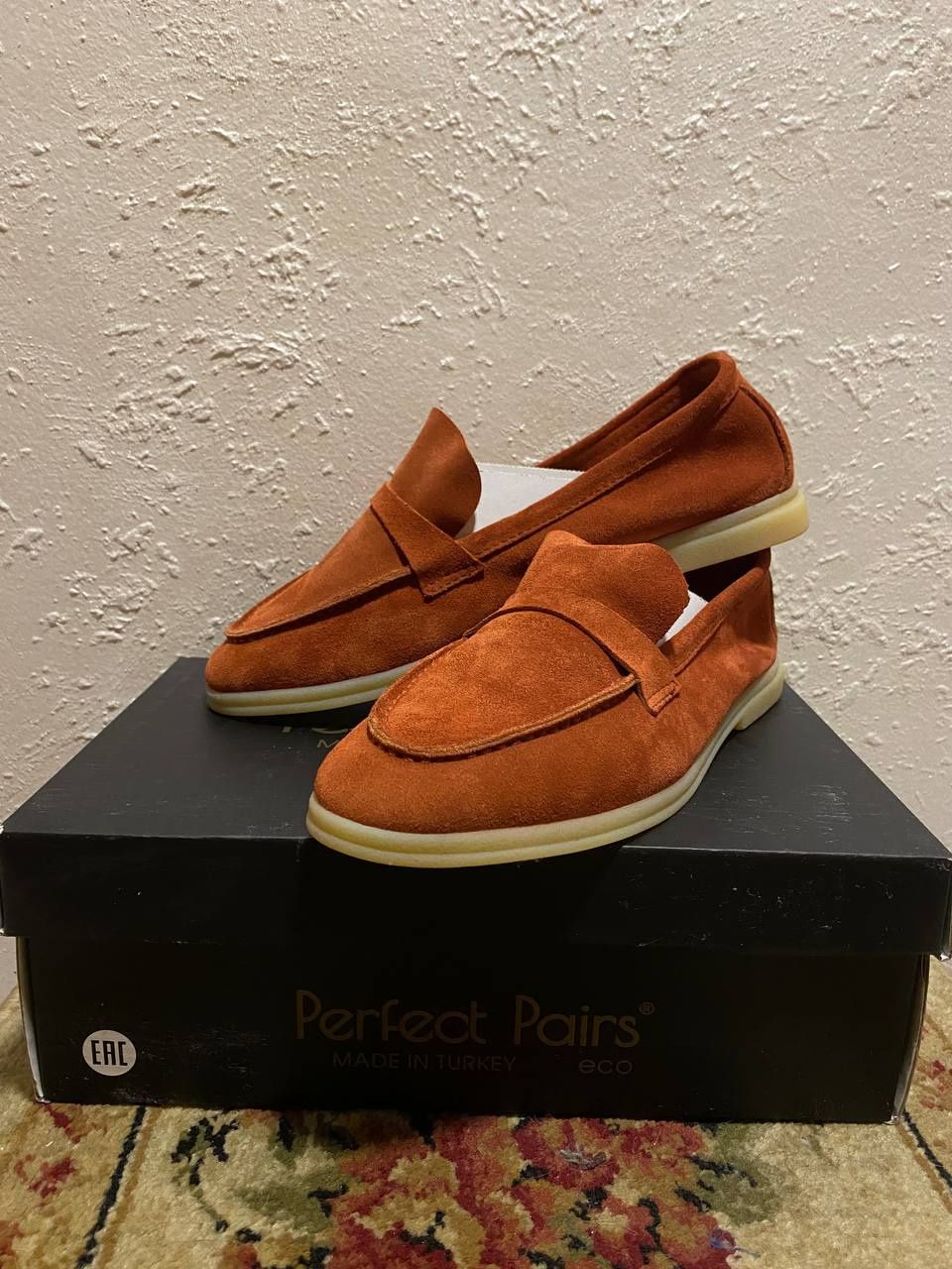 Замшевые мокасины Perfect pairs новые.