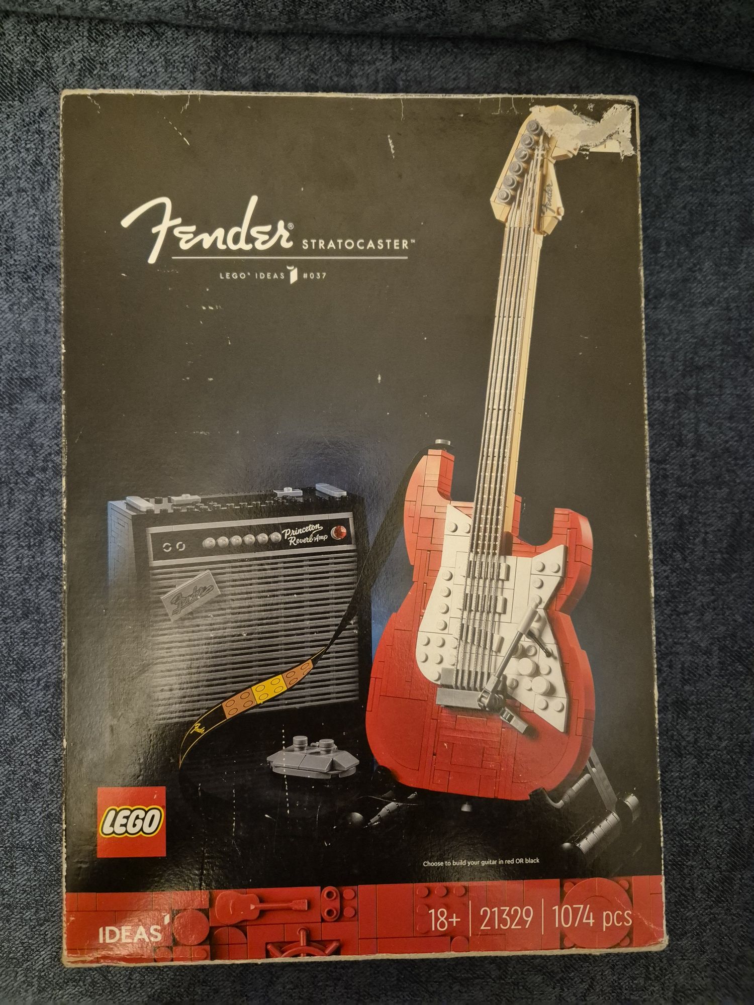 Lego Ideas Fender Stratocaster 21329