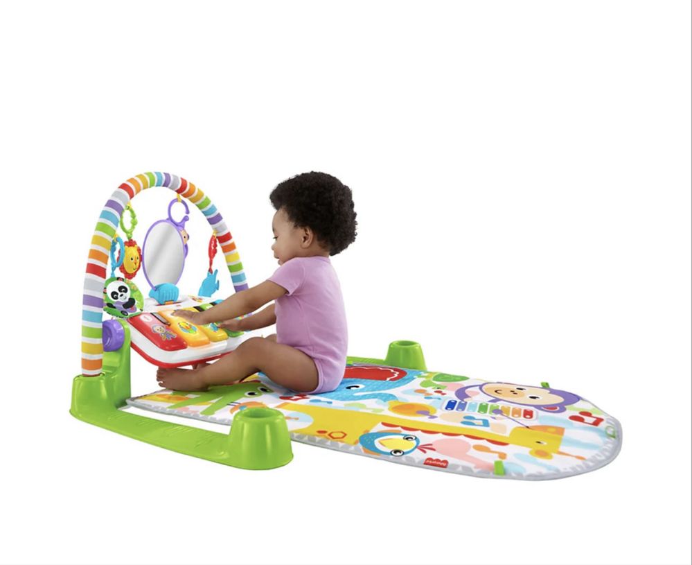 Fisher Price kick and piano активна гимнастика пееща музикална светеща