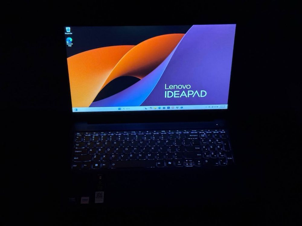 Lenovo IdeaPad Slim 3i • INTEL Core 5-120U • 16 GB DDR5 5200MT/S • 1TB
