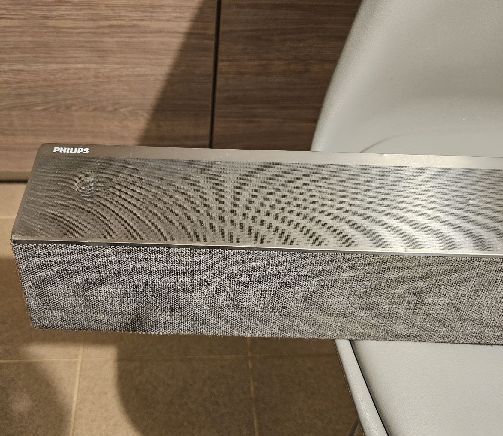 Soundbar Bowers & Wilkins pentru OLED Philips