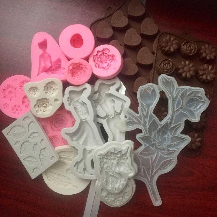 формы для шоколада 10000 за все!!1