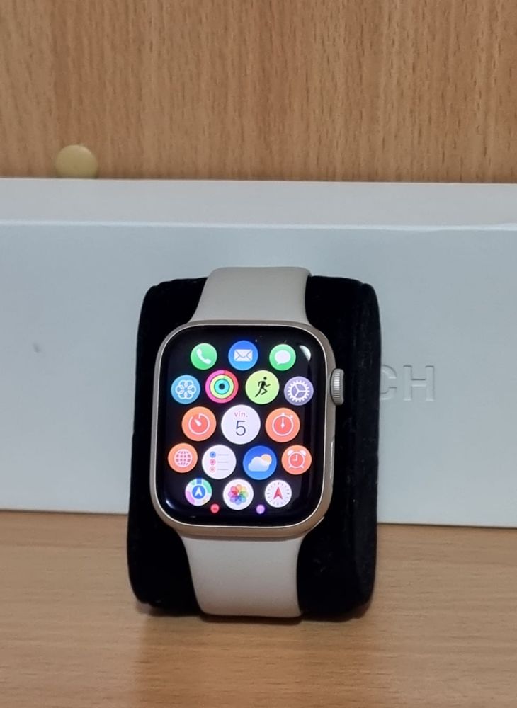 Apple Watch 7 45 mm full box