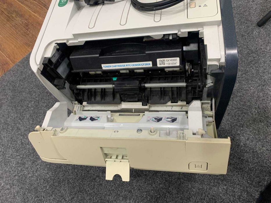 принтер HP LaserJet P2055d на запчасти