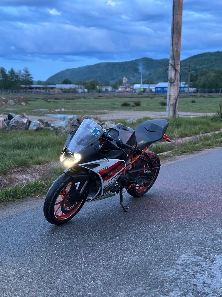 KTM Rc ediția akrapovic