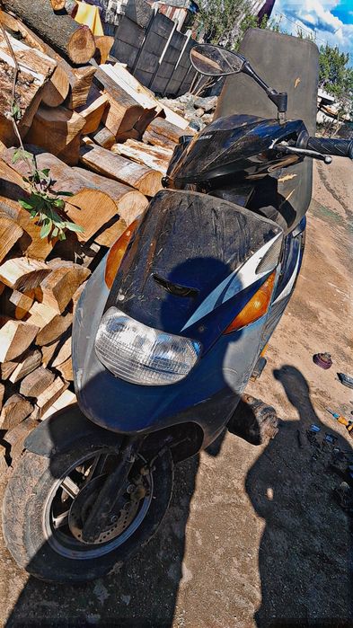 Vând scuter suzuki 49cc