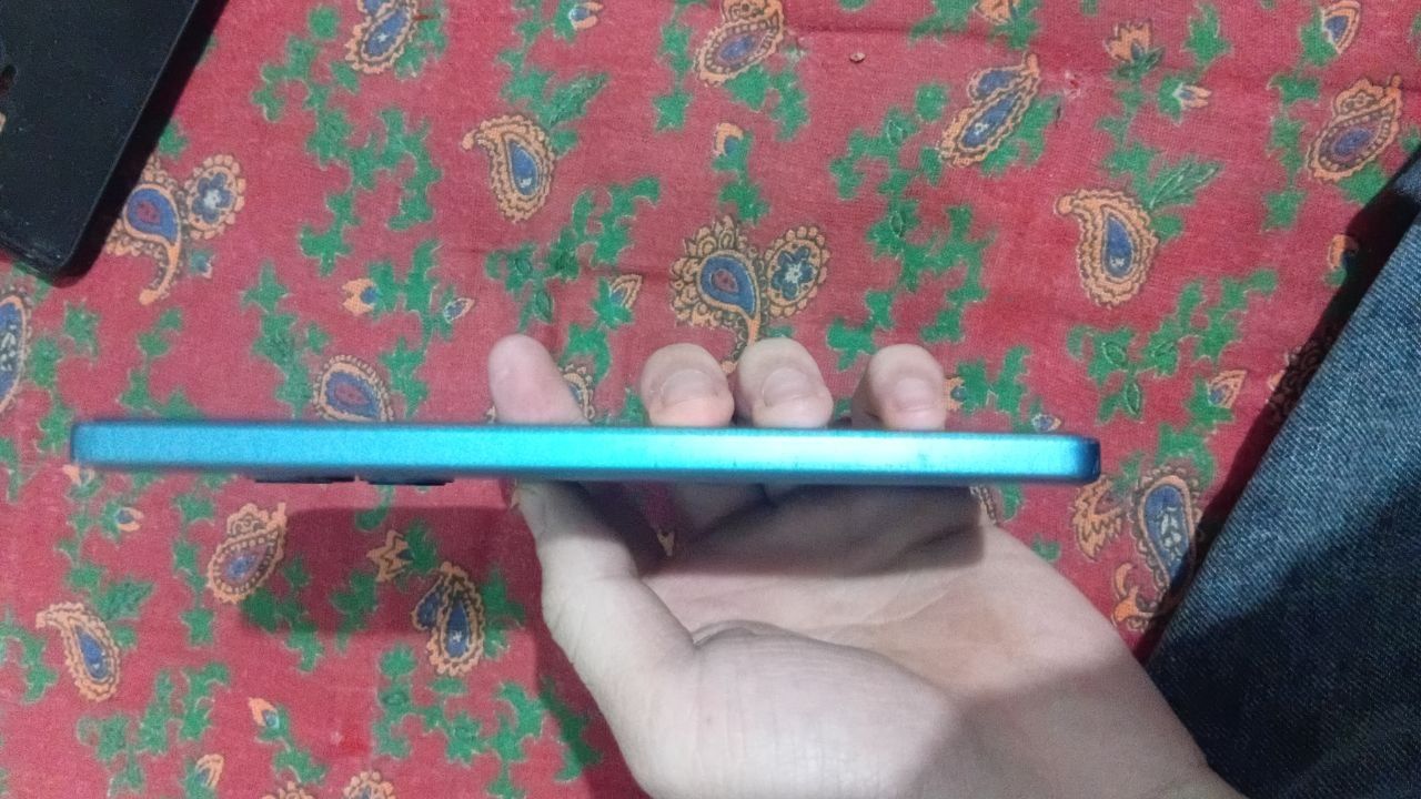 Poco f5  blue 256 8+8