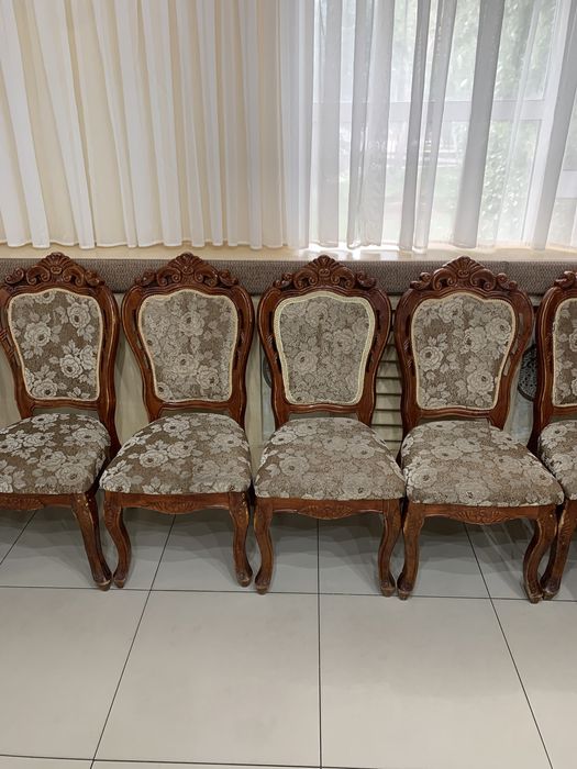 Продам деревянные стулья