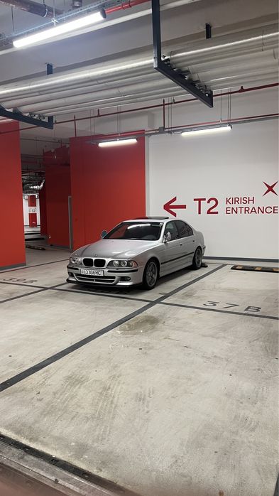 BMW e39 528i металлик