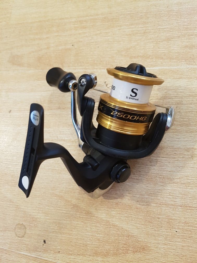 Mulineta Shimano FX 1SF31 2500HG