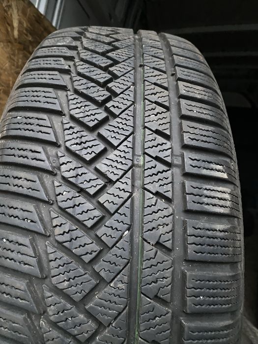 235/55/18  continental 7 mm profil