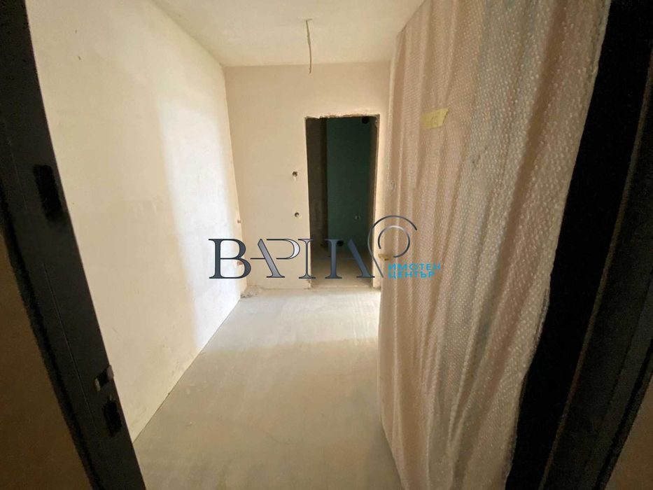 ЕКСКЛУЗИВНО от Имотен център Варна