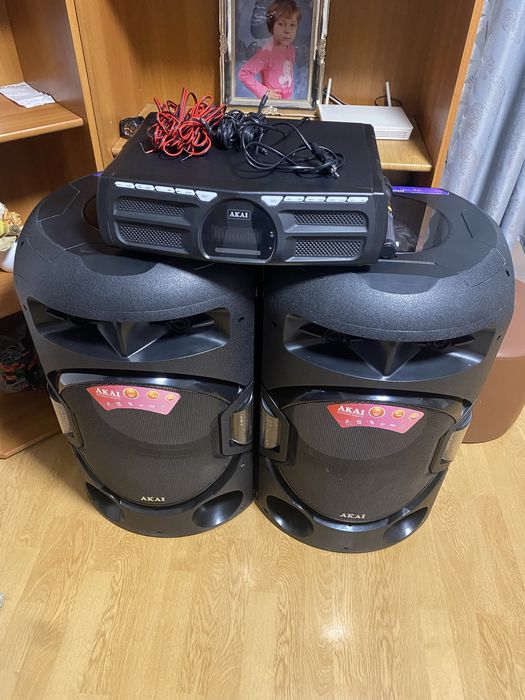 Sistem Akai dual speaker Y3 ca nou cu garantie
