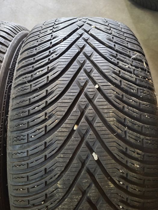 2 anvelope 235 55 R 17 Kleber iarna