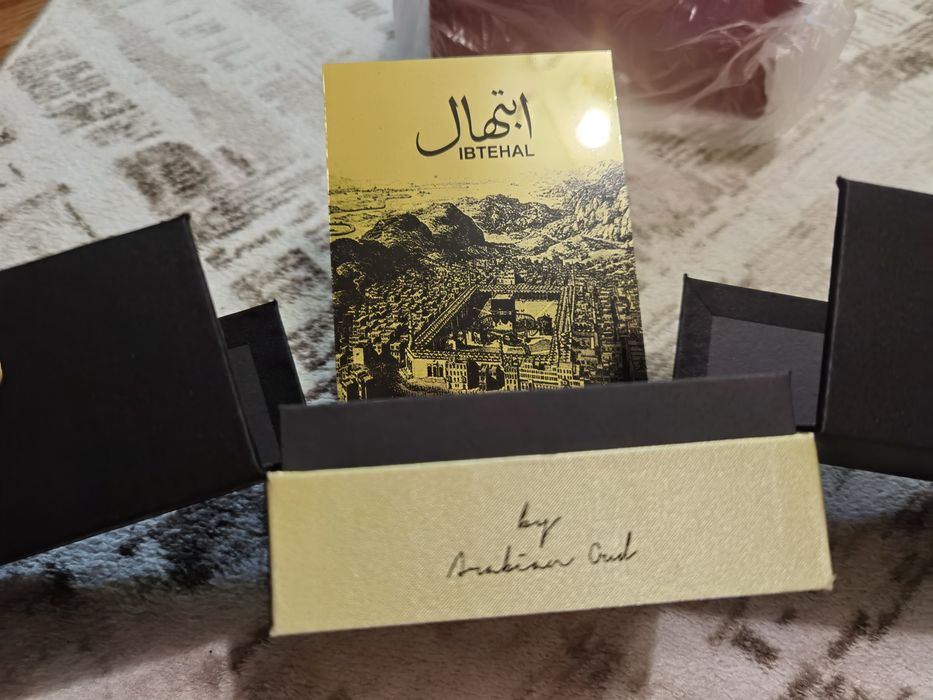 Кутия/калъф за очила, часовник Polaroid,Guess,Taraf, Ibtehal Arabian