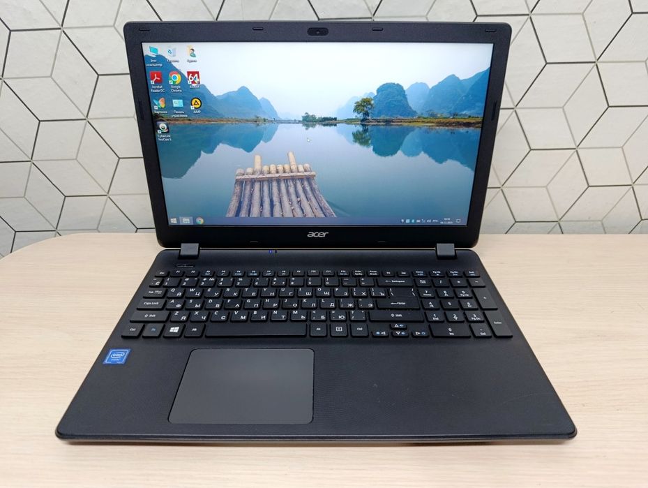 Ноутбук Acer 15.6" — В идеальном состоянии