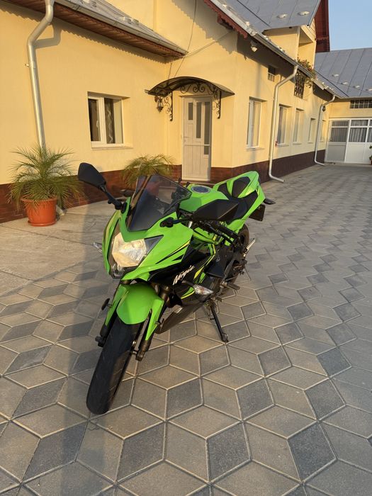 Kawasaki Ninja 125 2019 ABS Performance
