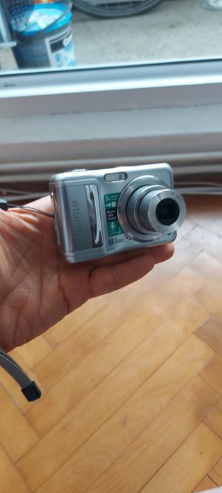 Vând cameră foto Fujifilm