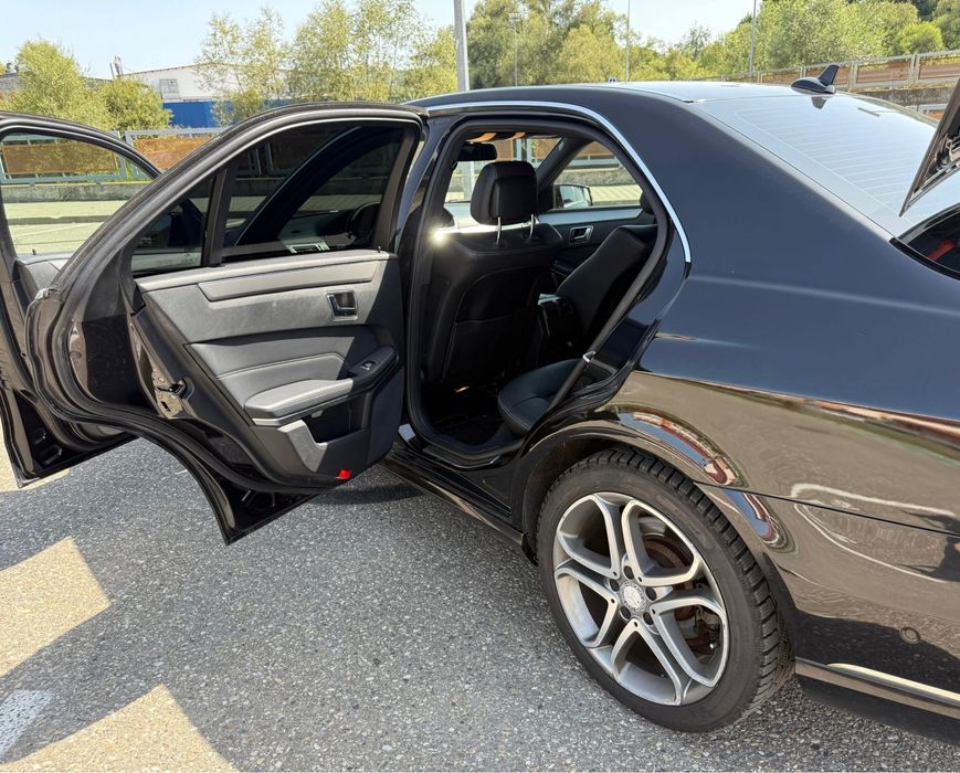 MERCEDES E220 - 2014