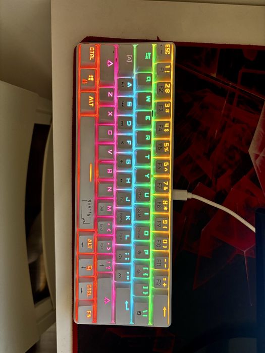 Vând Setup PC Gaming Complet + Monitor și Periferice