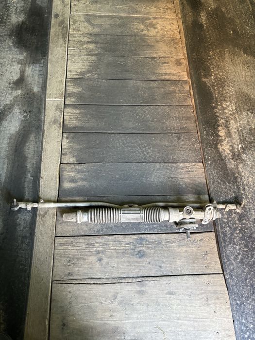 Продам рулевую рейку гранта