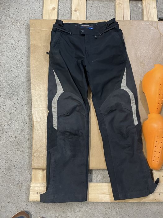 Екип BMW Streetguard 3