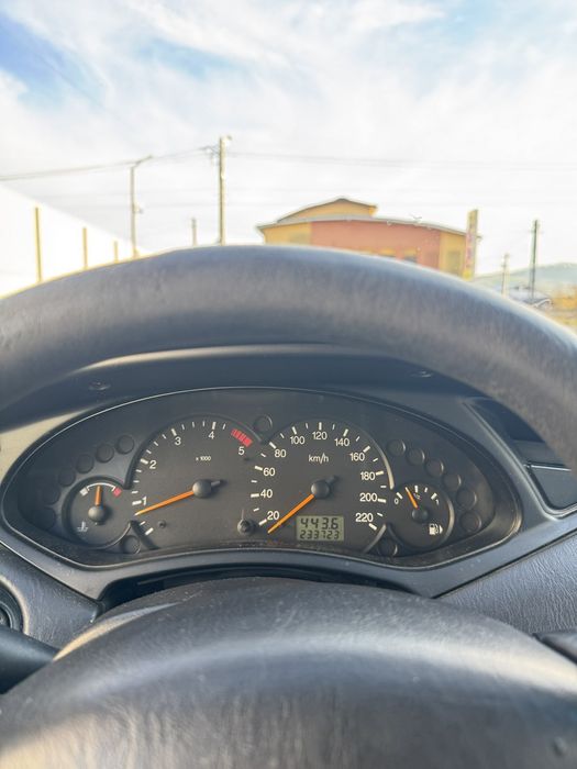 Ford Focus 1 -2001