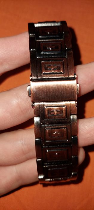 Vând brățara din cupru