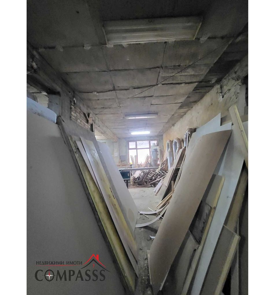 Продава се Промишлена сграда в Добрич, Пинета - 730 кв.м за 596 €/кв.м - Снимка #14