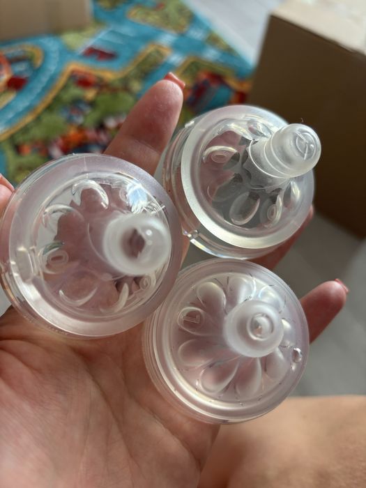3 Tetine noi Philips Avent Natural Response Noi