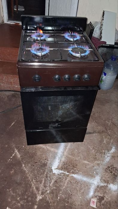 Срочно продаётся газ плита Беларусь