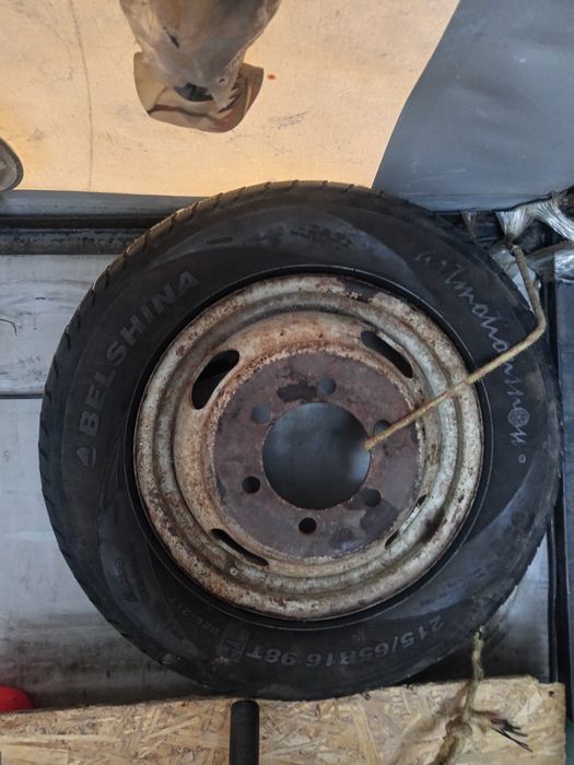 Продам резину в хорошем состоянии