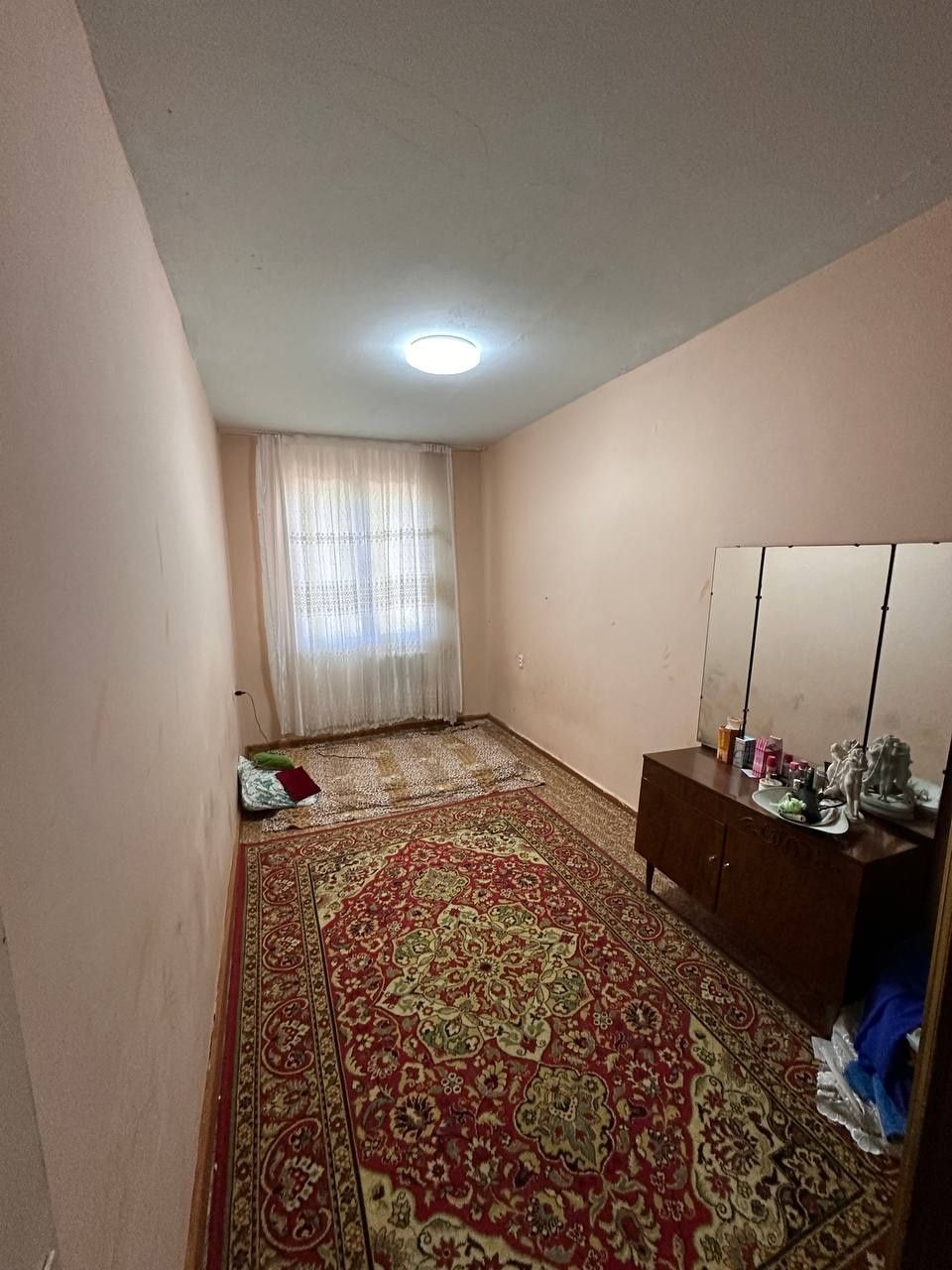 Продаётся на Художника БУЗ-1 2ком