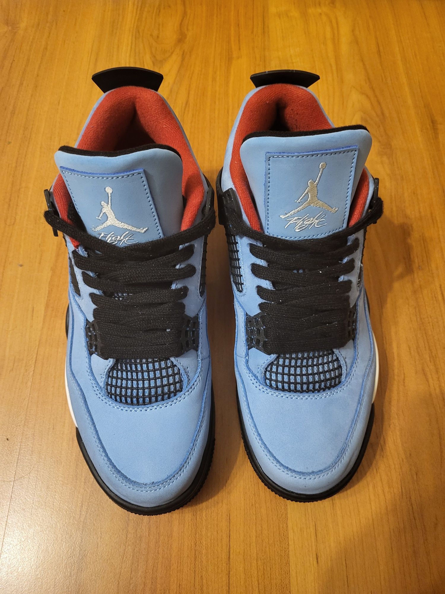 Jordan 4, Travis scott, 42