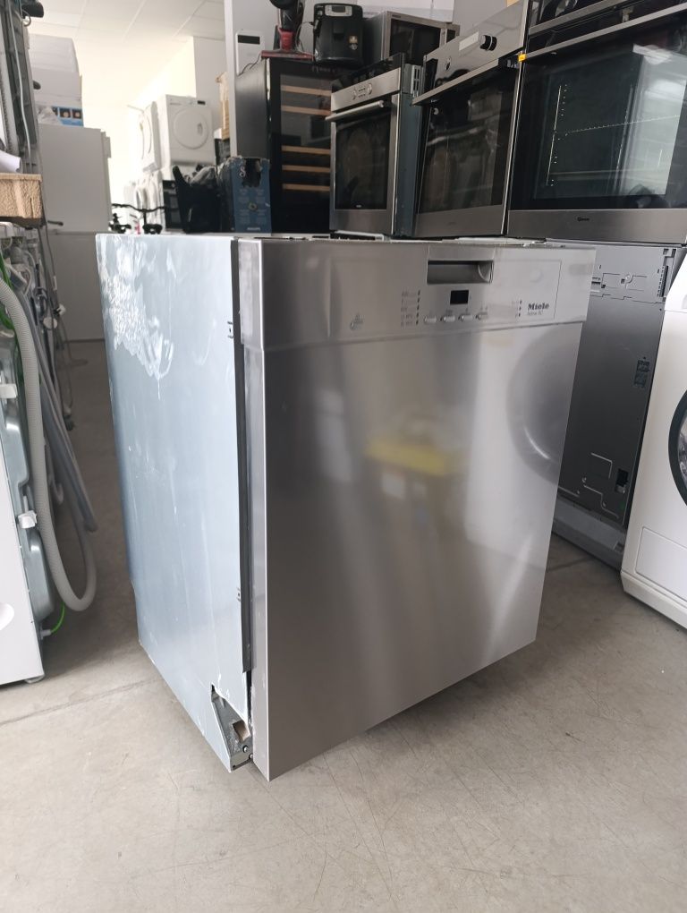 Съдомиялна Miele XXL