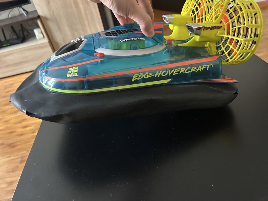 Taiyo Edge RC Hovercraft Teleghidat cu Controller // Barca // Salupa